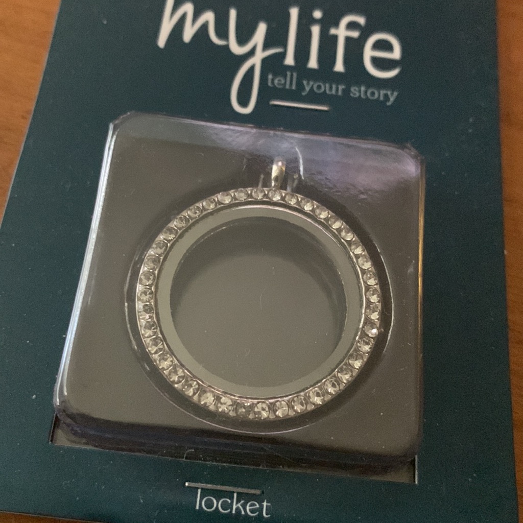 My Life Locket 14$